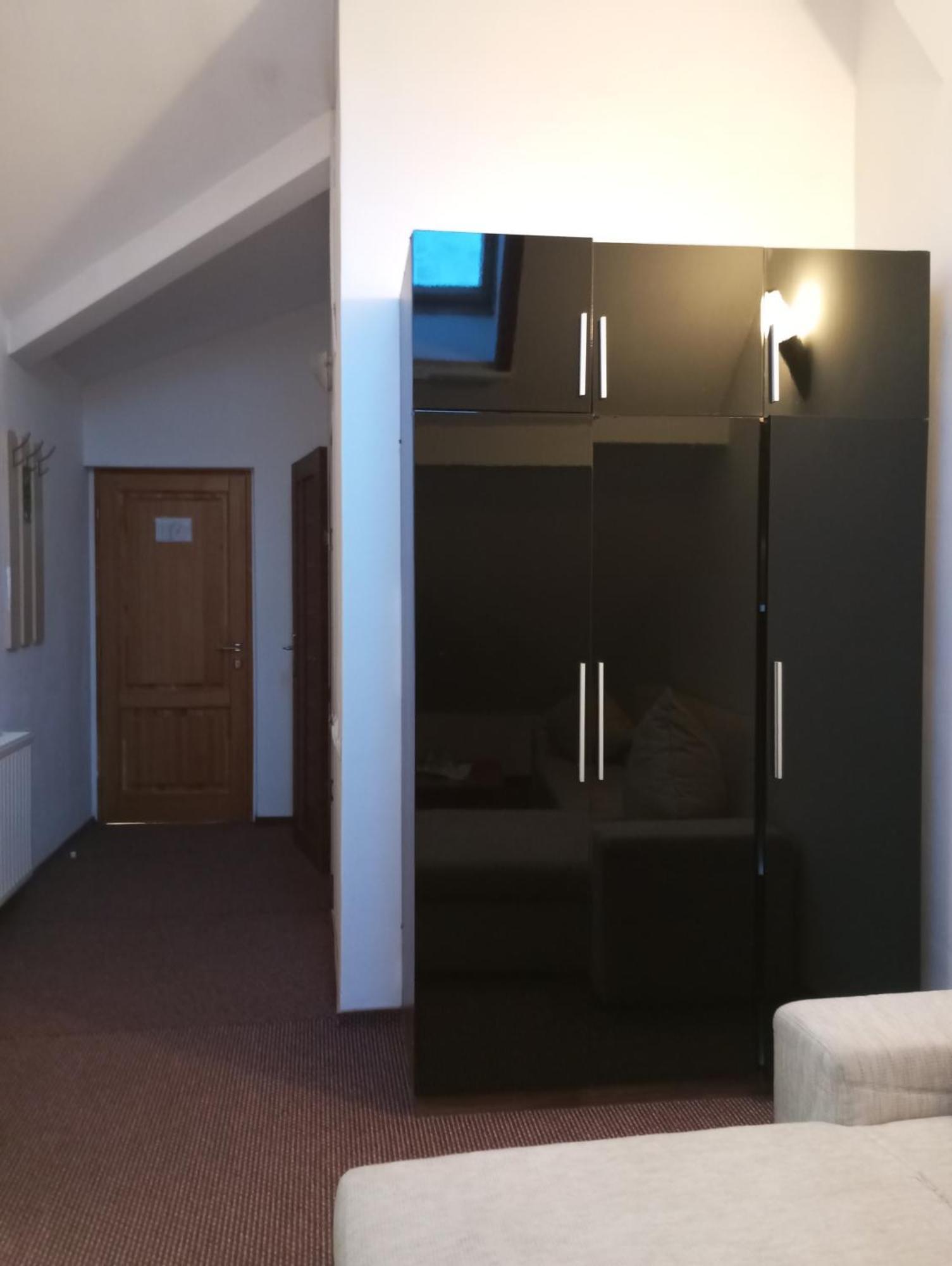 Rhc Royal Hotel Oradea Extérieur photo