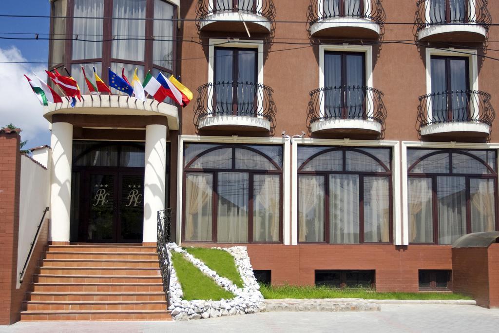 Rhc Royal Hotel Oradea Extérieur photo